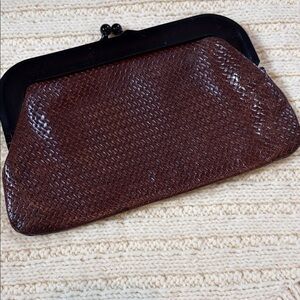 VINTAGE Brown Textured Clutch with Lucite Snap Closure Made in Italy